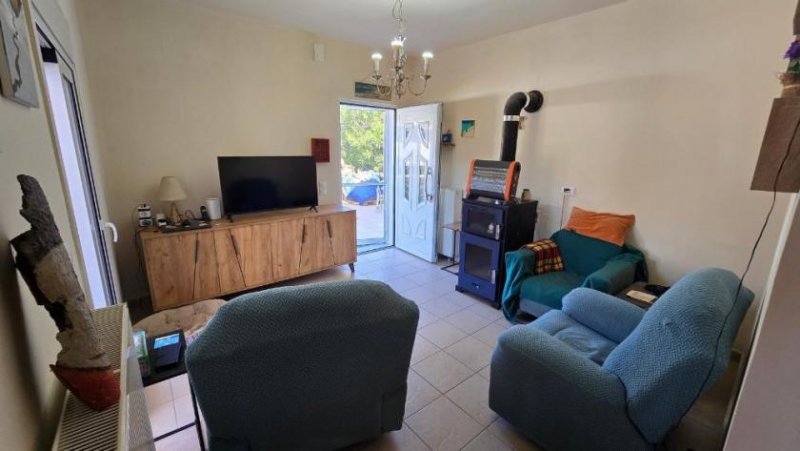 Gavalomouri Kreta, Gavalomouri: Maisonette-Wohnung in einem malerischen Dorf mit Bergblick zu verkaufen Wohnung kaufen